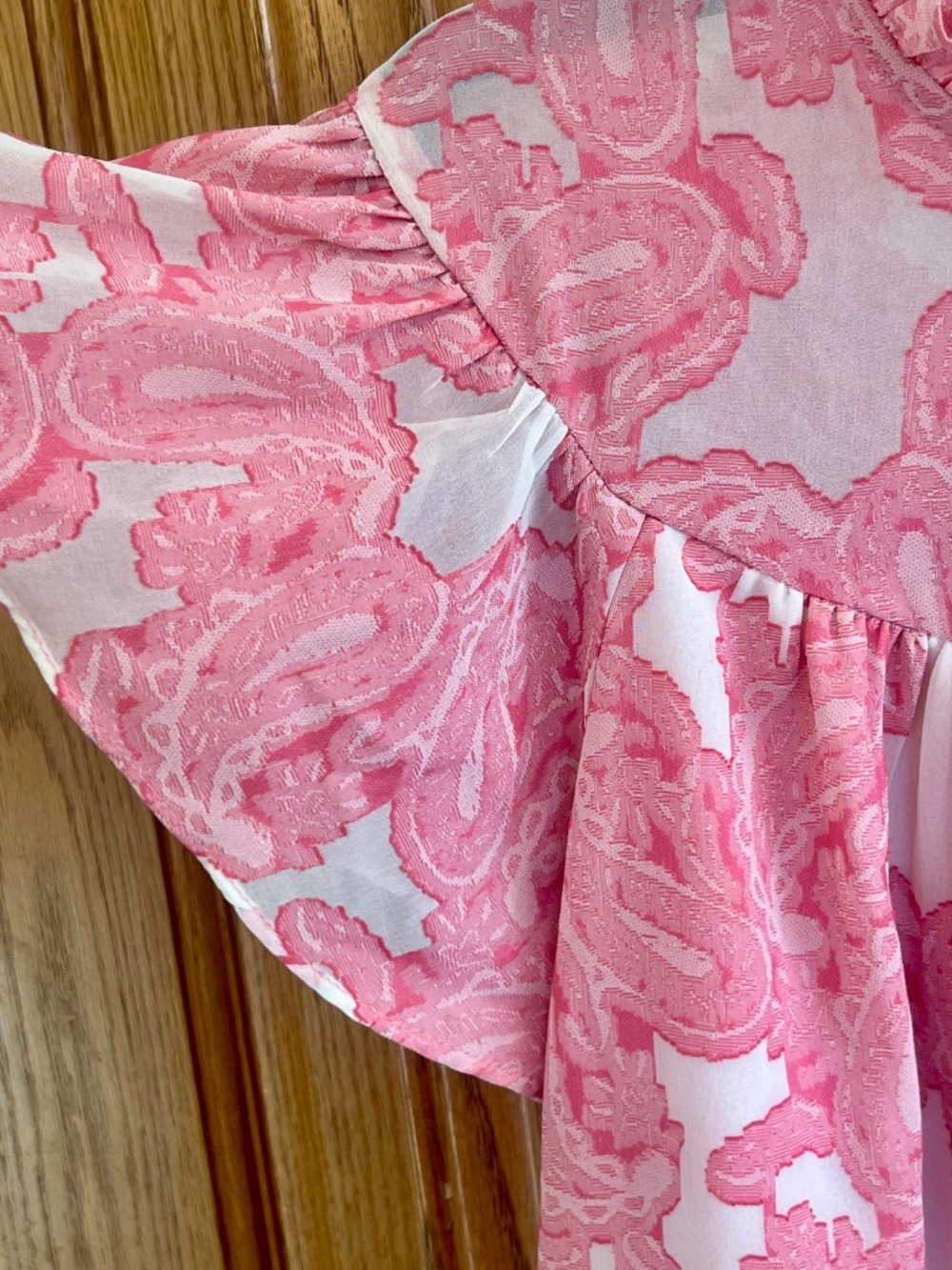 Current Air Pink Paisley Blouse Ruffle Neck Flutter Sleeve Romantic Top Small - Picture 4 of 8